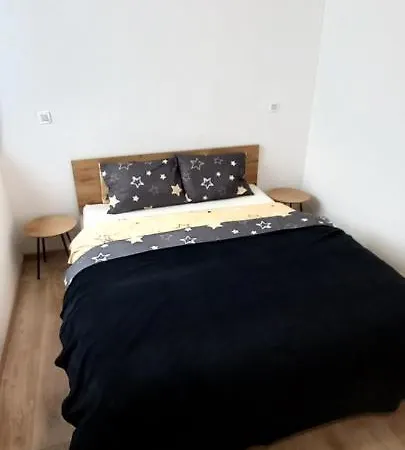 Near Ljubljana, Sleeps 8, Free Parking * Škofljica