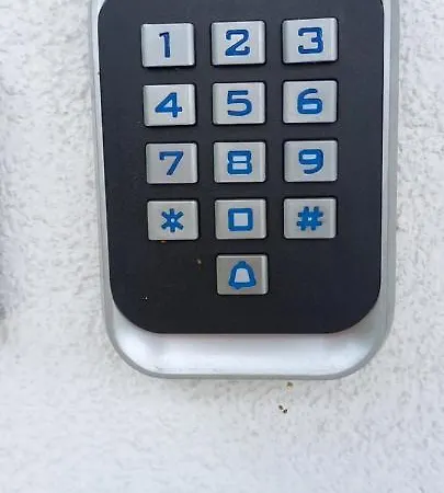 Near Ljubljana, Sleeps 8, Free Parking * Škofljica