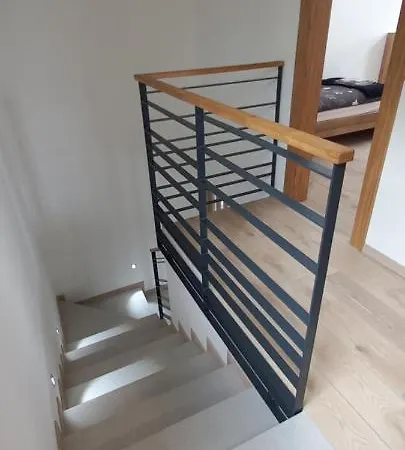 Near Ljubljana, Sleeps 8, Free Parking * Škofljica