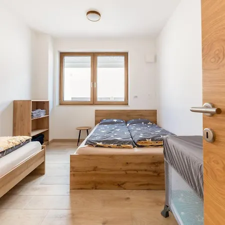 Apartmán Near Ljubljana, Sleeps 10, Free Parking Škofljica