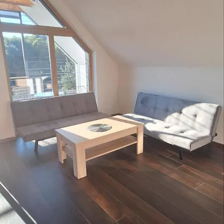 Near Ljubljana, Sleeps 10, Free Parking