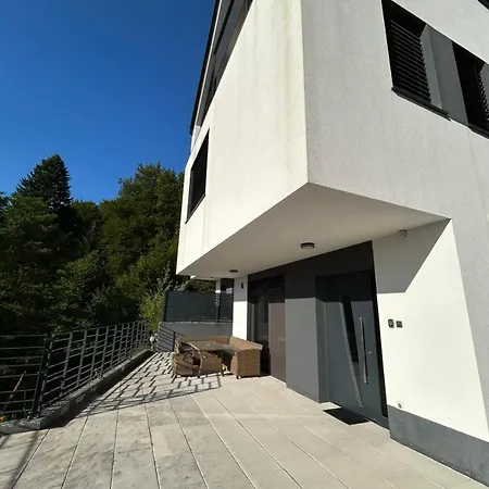 Near Ljubljana, Sleeps 10, Free Parking Škofljica